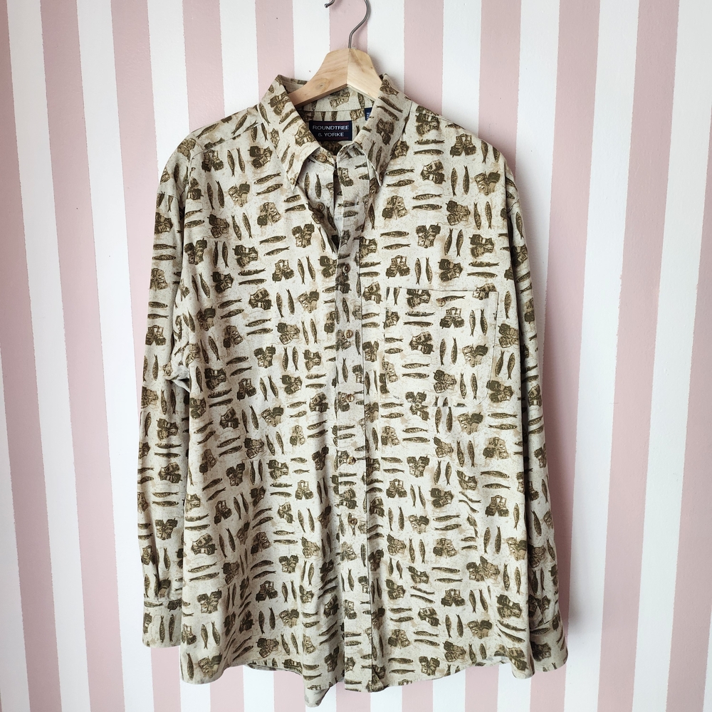 🏷Roundtree & Yorke Patterned Casual Shirt in Beige and Olive